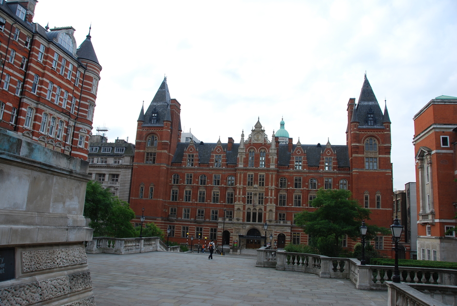  p>皇家音乐学院(伦敦),英文名称"royal college of music"(简称rcm)