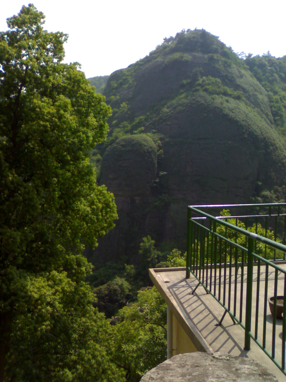  p data-id="gnx26axw5y">斗岩风景区,位于诸暨市西南部,距市区和 a