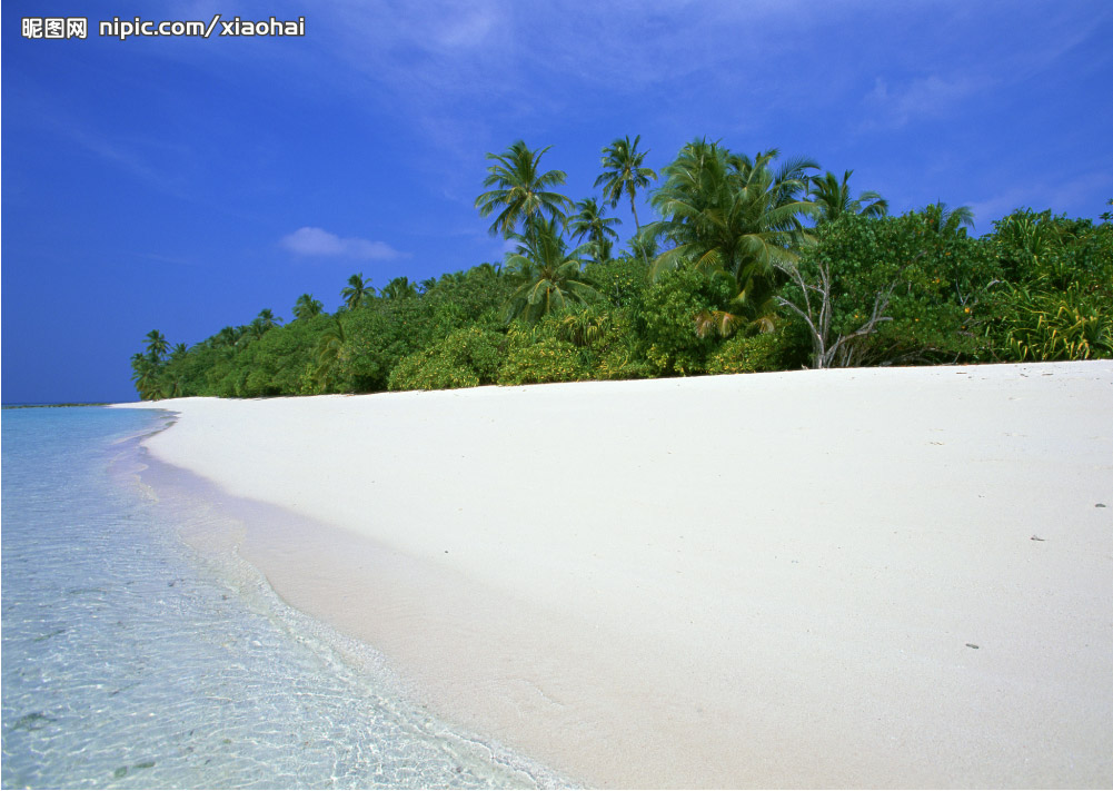  p>沙滩就是由于沙子堆积形成的沿水边的陆地或水中高出水面的平地.
