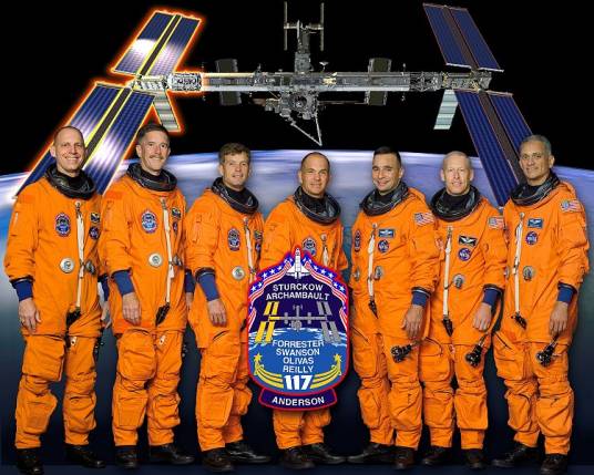 STS-117_百度百科