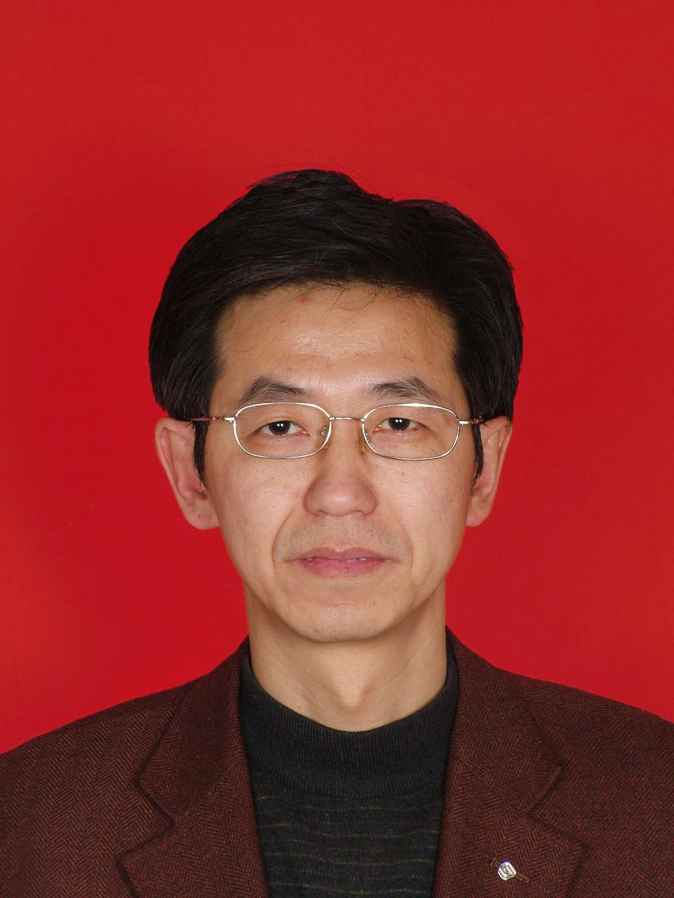 上海第一财经频道主持人黄伟(上海第一财经频道主持人黄伟照片)