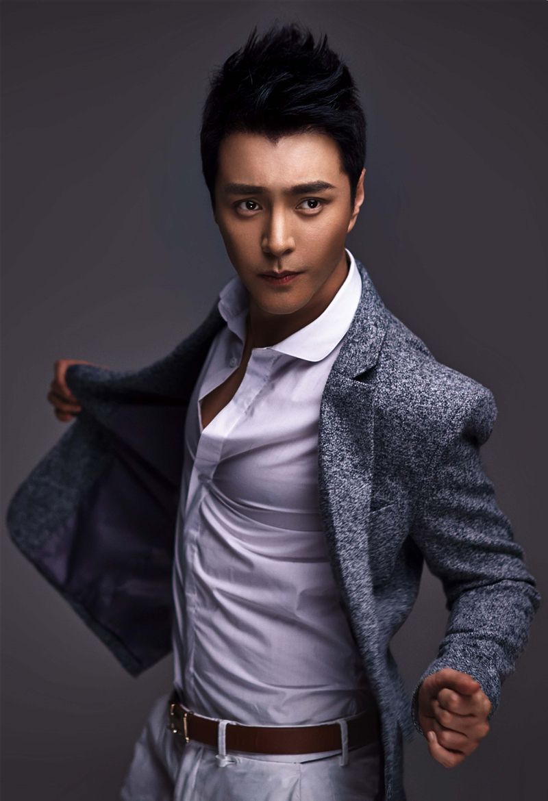  p>杜俊泽,原名杜斌,出生于山东省,中国内地影视男演员,毕业于 a