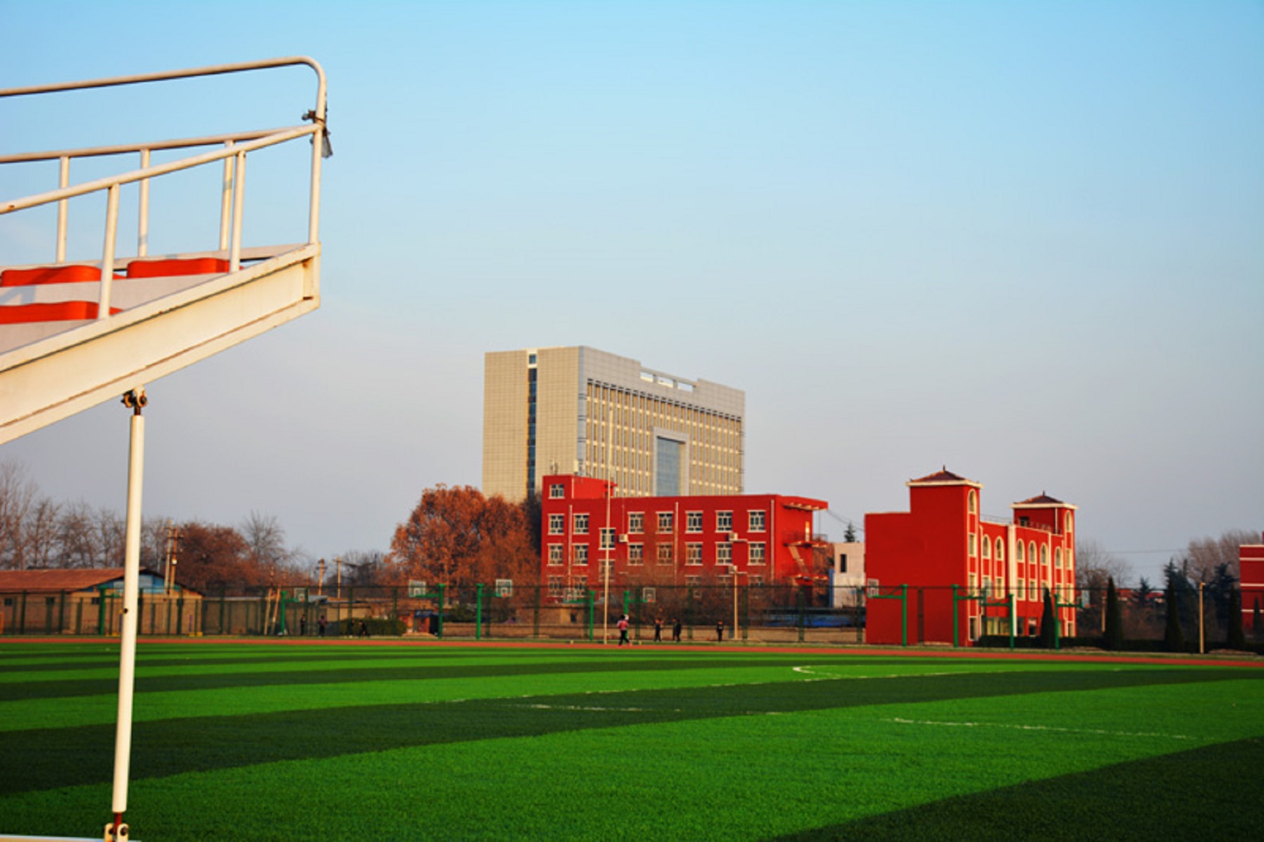  p>山西管理职业学院,位于山西省临汾市,是经 a target="_blank" href