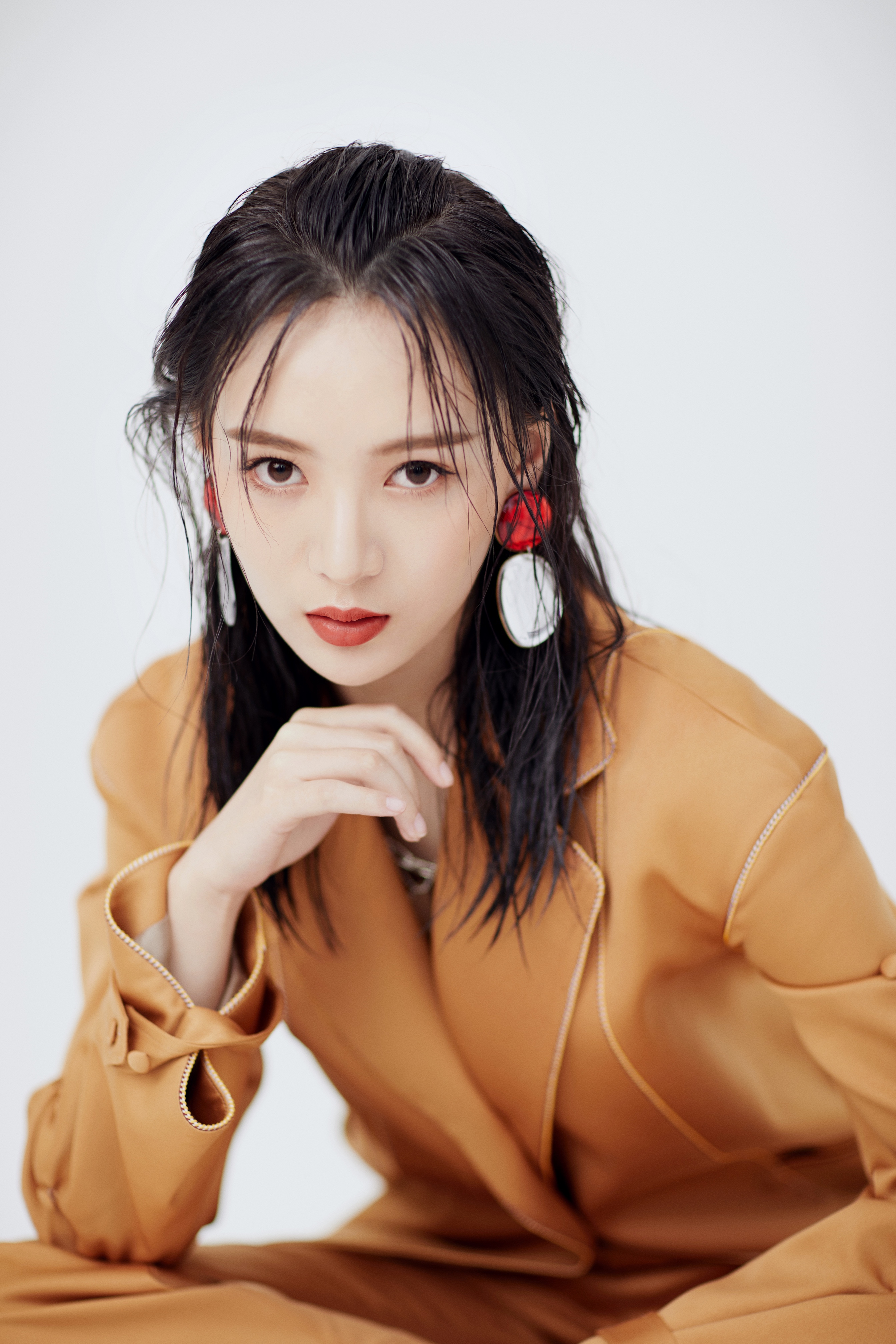  p data-id="gnwj4qjum6">于昕仡,出生于四川省达州市,中国内地女演员