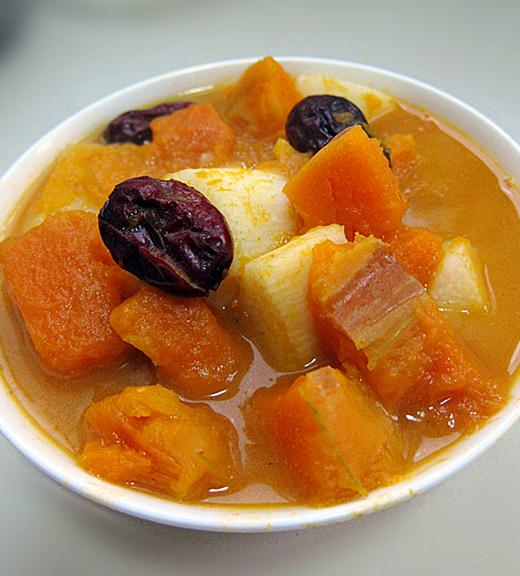  p>山药南瓜汤是一道由 a href="#" data-lemmaid="18337">南瓜 /a>