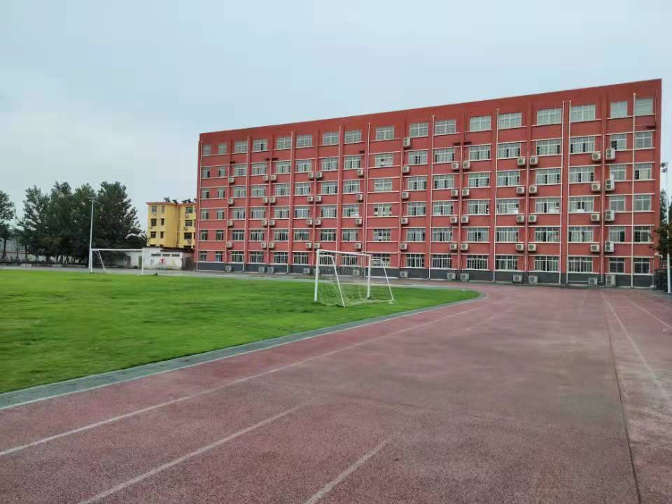  p data-id="gnheko0fcy">南召县第一高级中学(南召一高),位于南召
