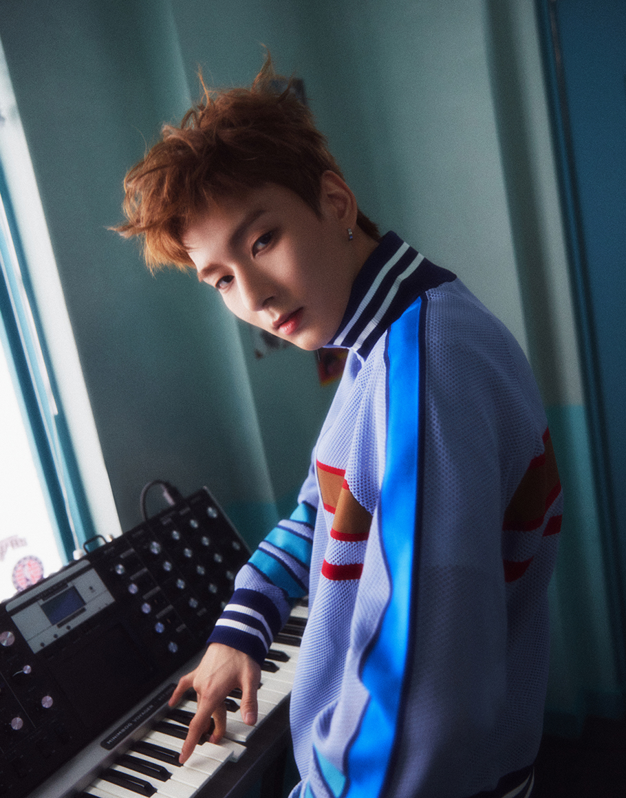 de),2002年6月11日出生于韩国京畿道水原市灵通区灵通洞,韩国男歌手