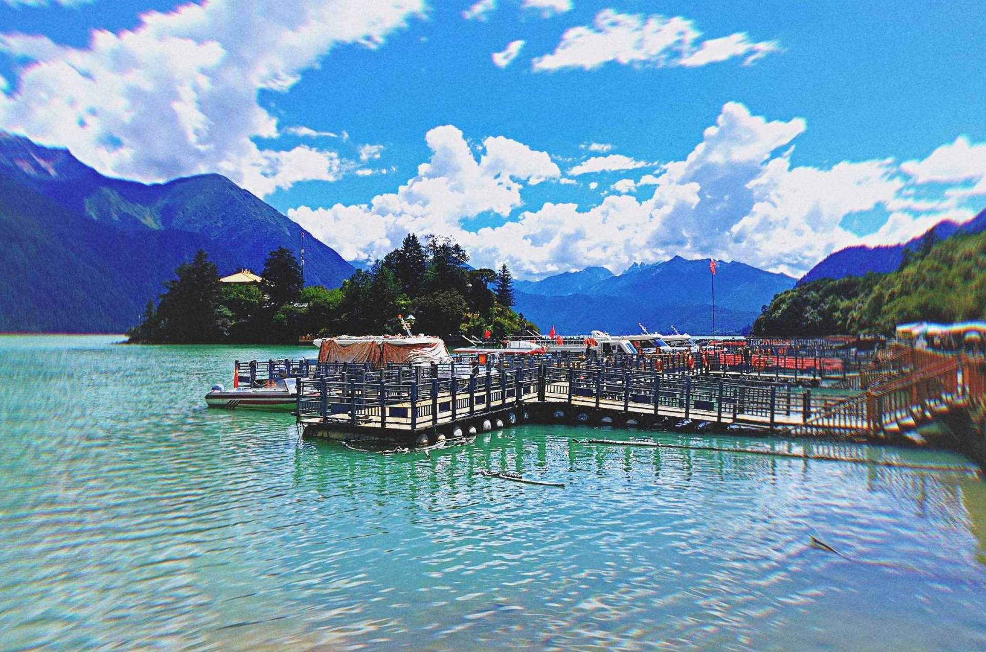 林芝市巴松措景区