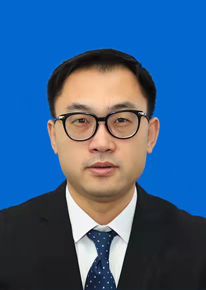 data-id="u0tys1qxoieb">曾任吉林省延边州和龙市人民政府副市长(挂 