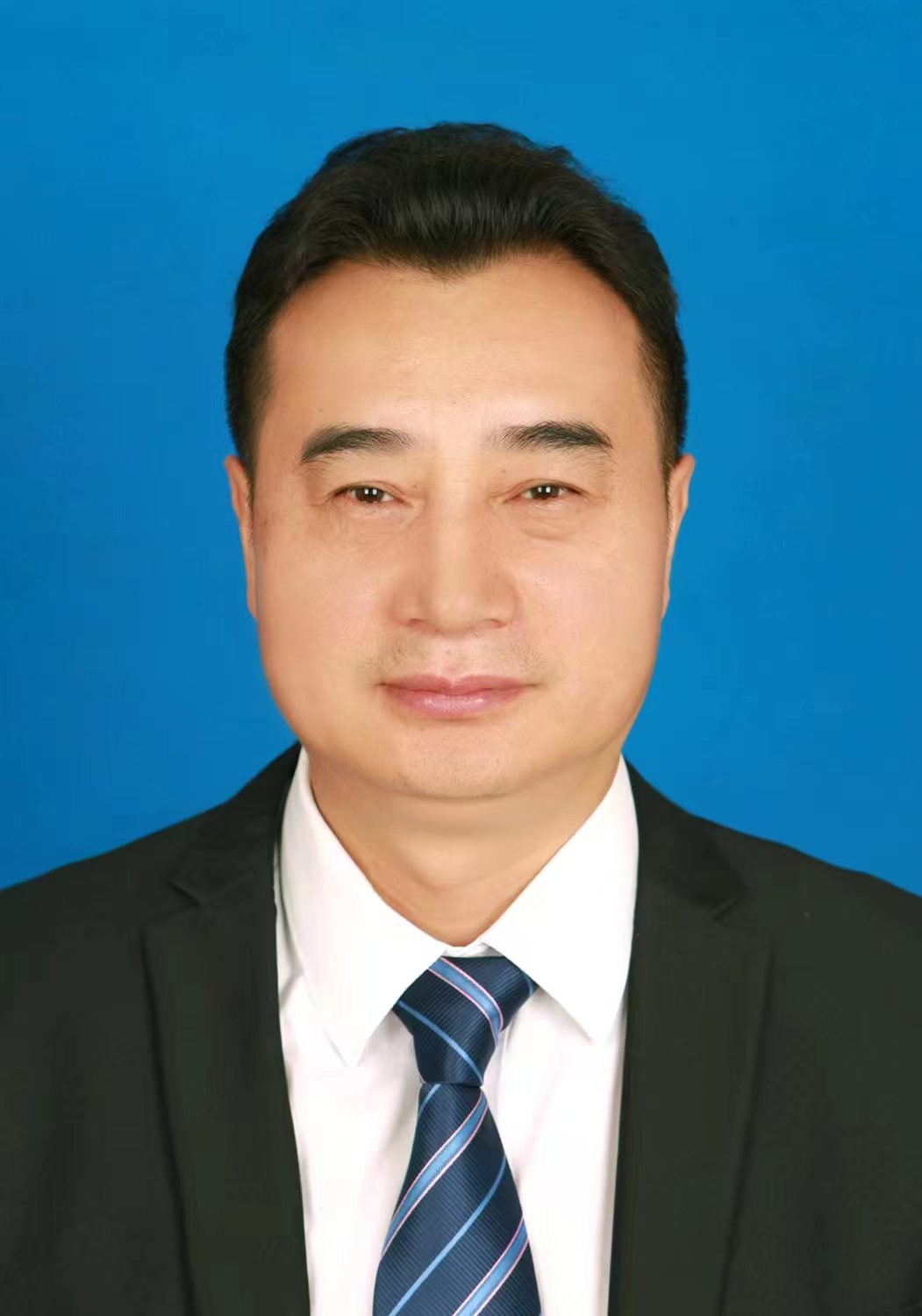 肖军
