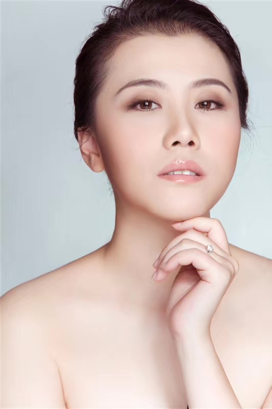 张婷