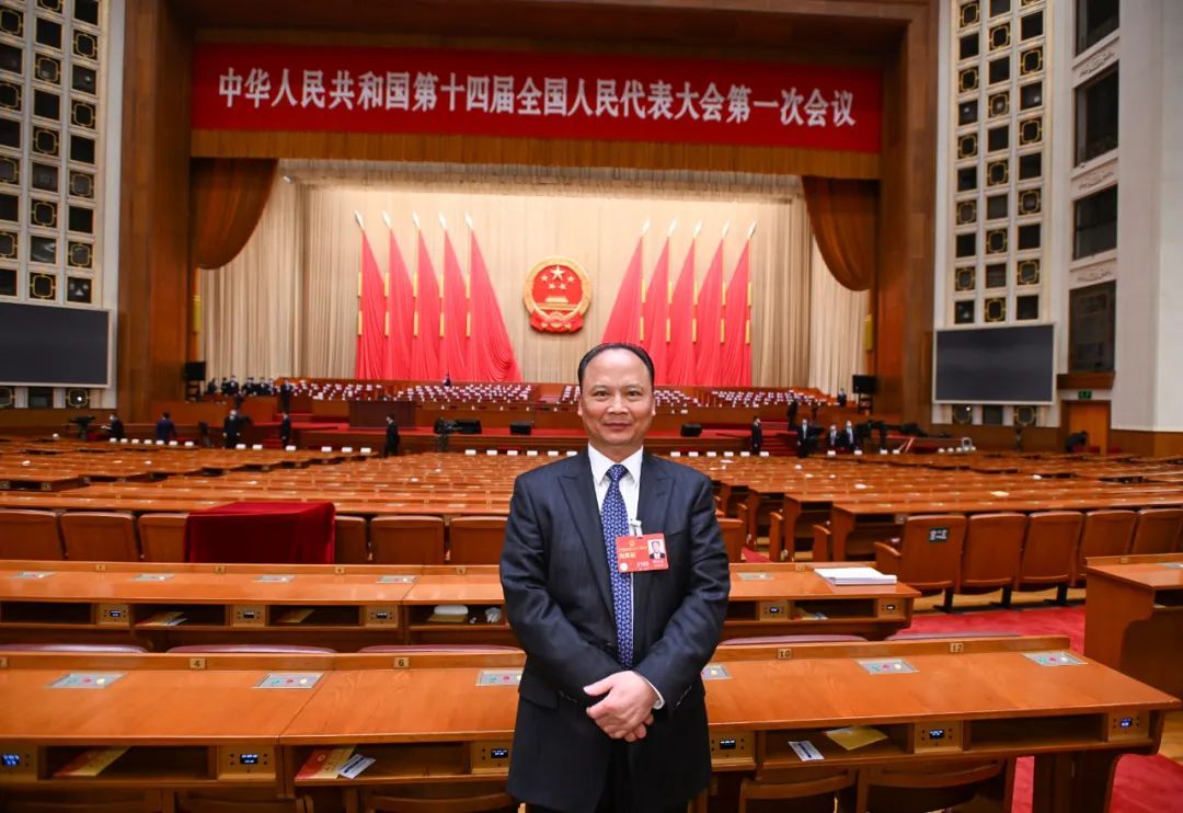 刘汉元（通威集团董事局主席、中国饲料工业协会常务副会长、全联新能源商会执行会长）_百度百科