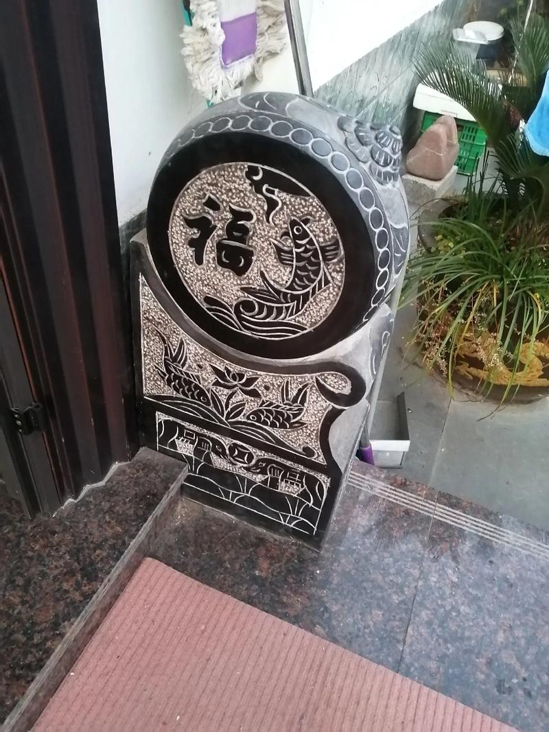 抱鼓型门墩