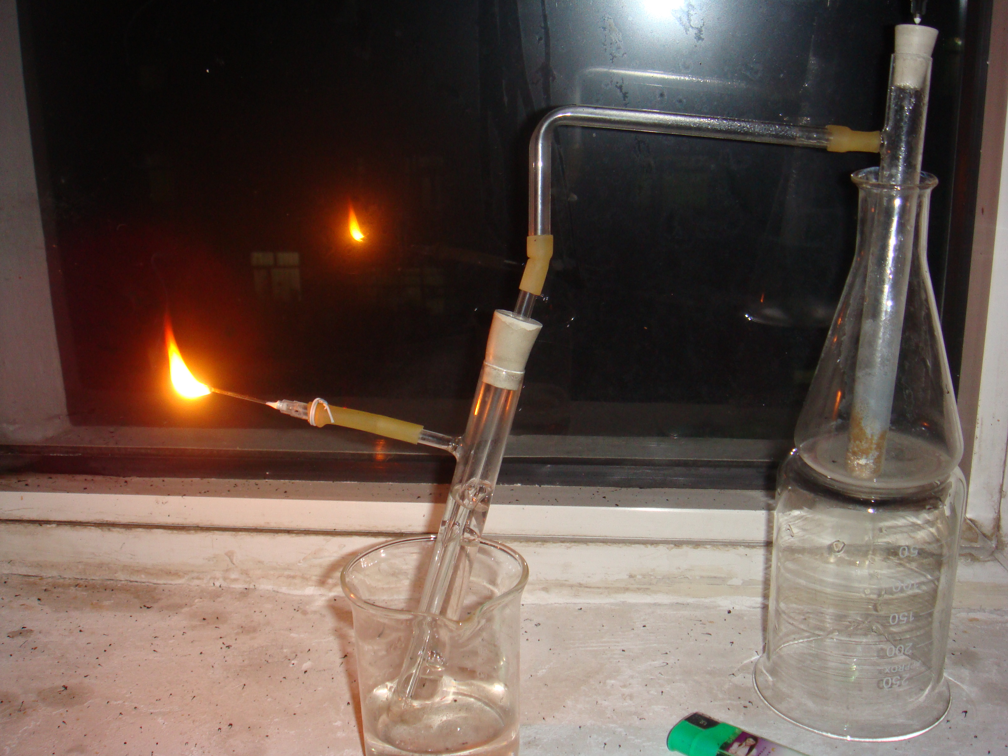  p>乙炔,分子式c sub>2 /sub>h sub>2 /sub>,俗称风煤或电石气,是 a