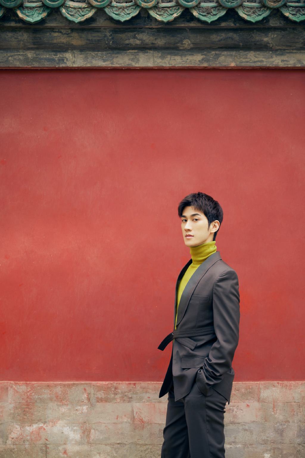  p>李治廷,1987年2月26日出生于 a target="_blank" href="/item/香港