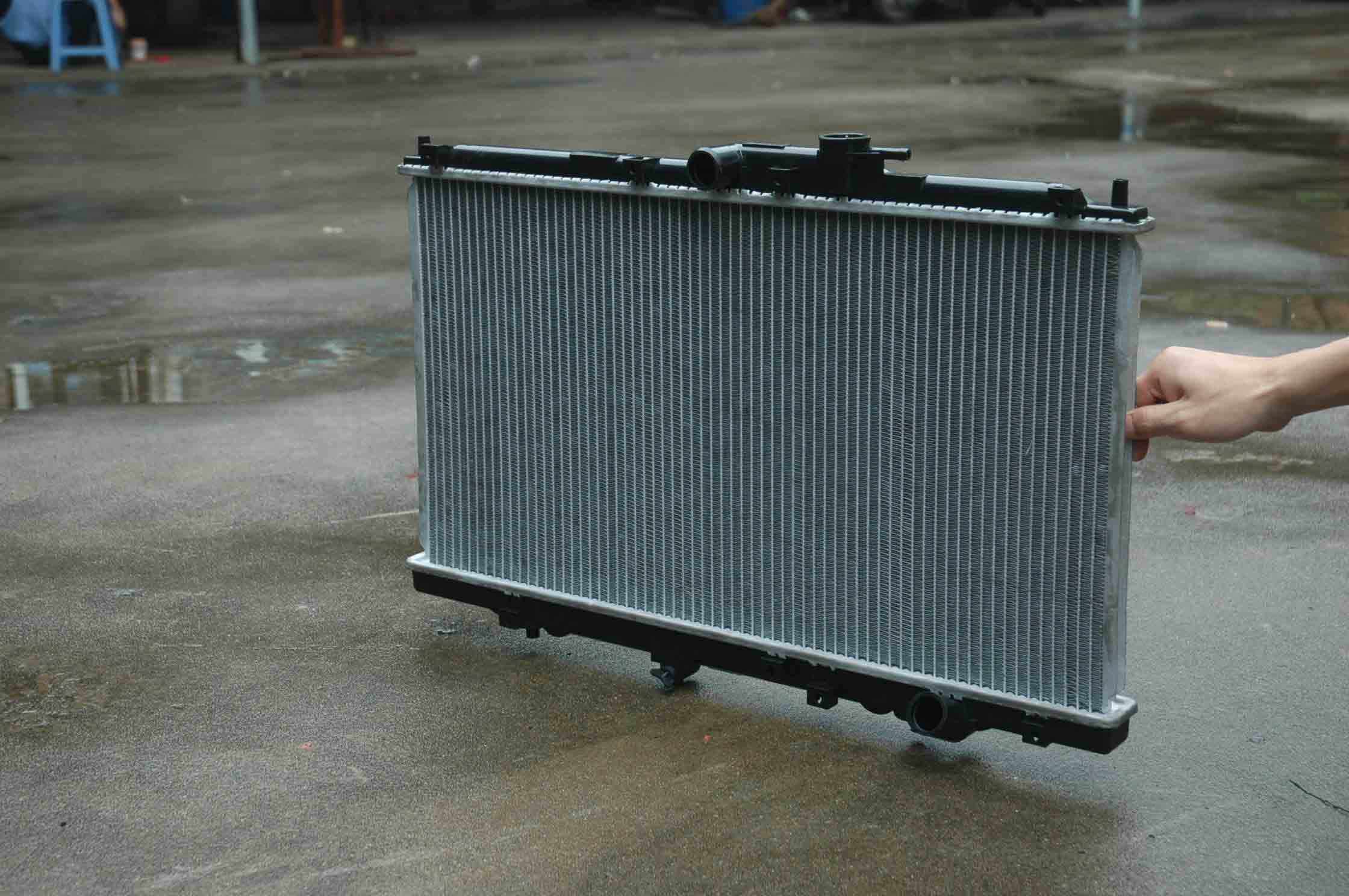  p>汽车水箱又称散热器,是汽车 a target="_blank" href="/item/冷却"