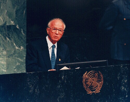  p>伊扎克·拉宾(希伯来语:                    ,英语:yitzhak rabin