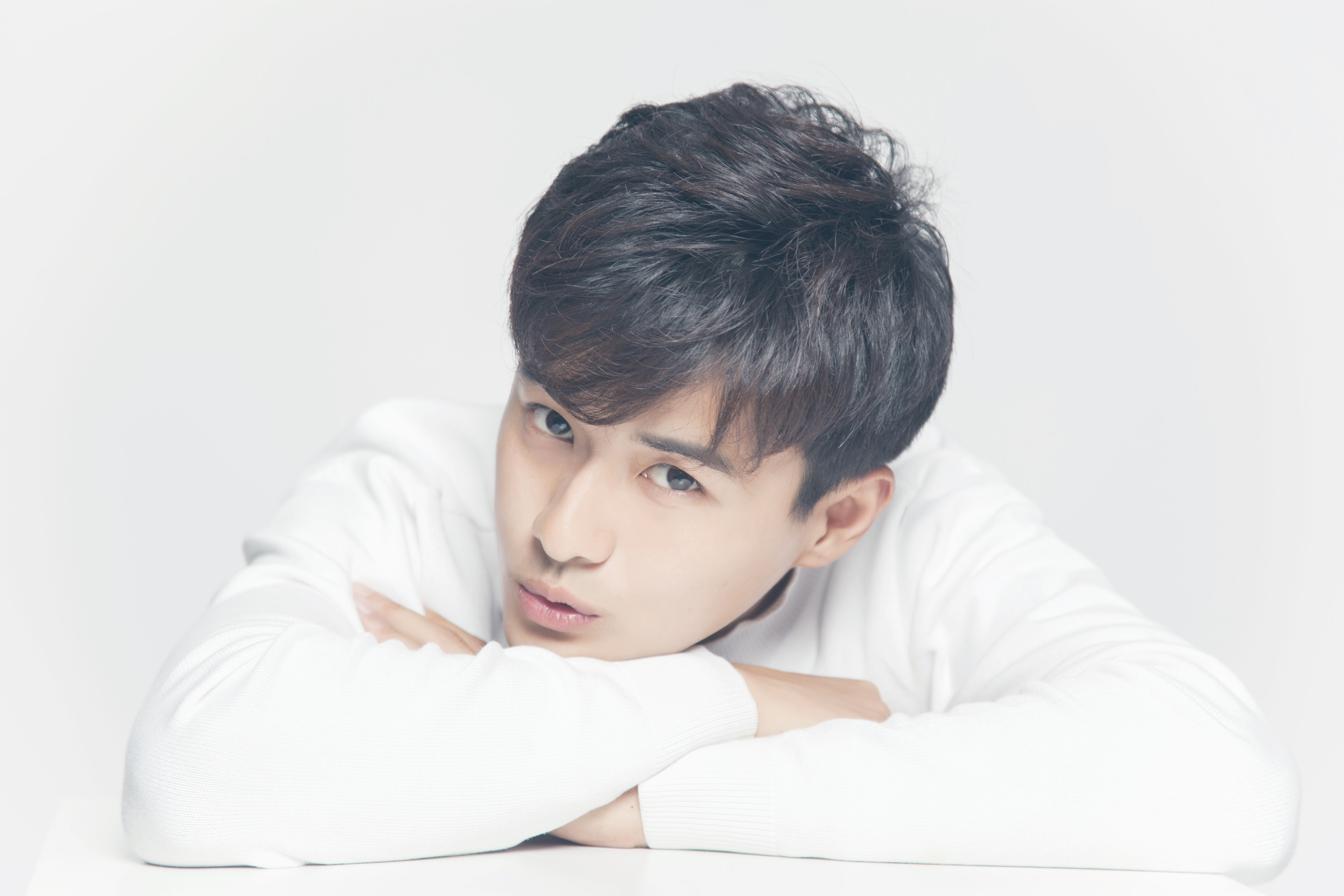 66kdmgh">王艺霖,1993年8月13日出生于河南省焦作市,中国内地男演员