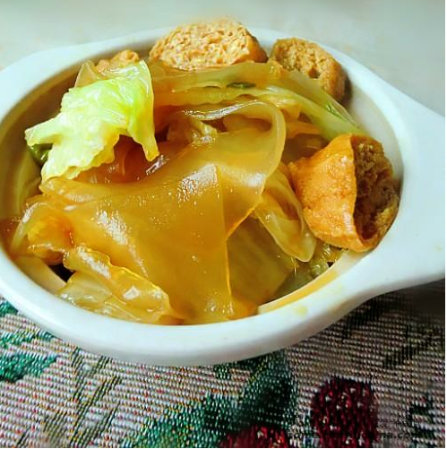 油豆腐白菜炖粉皮