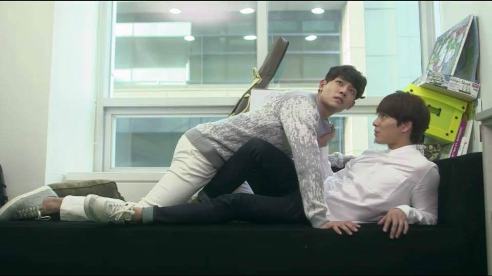  /a>执导的爱情剧,改篇自韩国同名网络漫画《皇太子的王子》