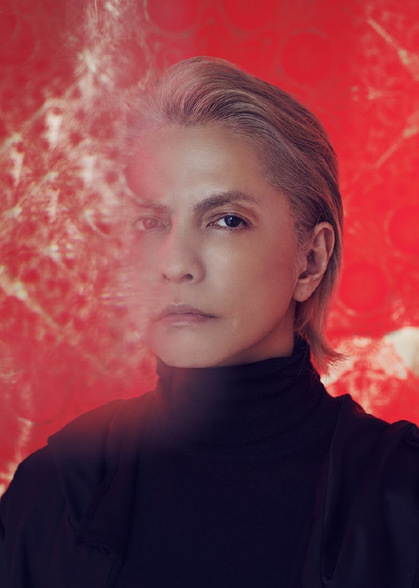  p>hyde,本名"宝井秀人",1969年1月29日出生于日本和歌山县和歌山市.