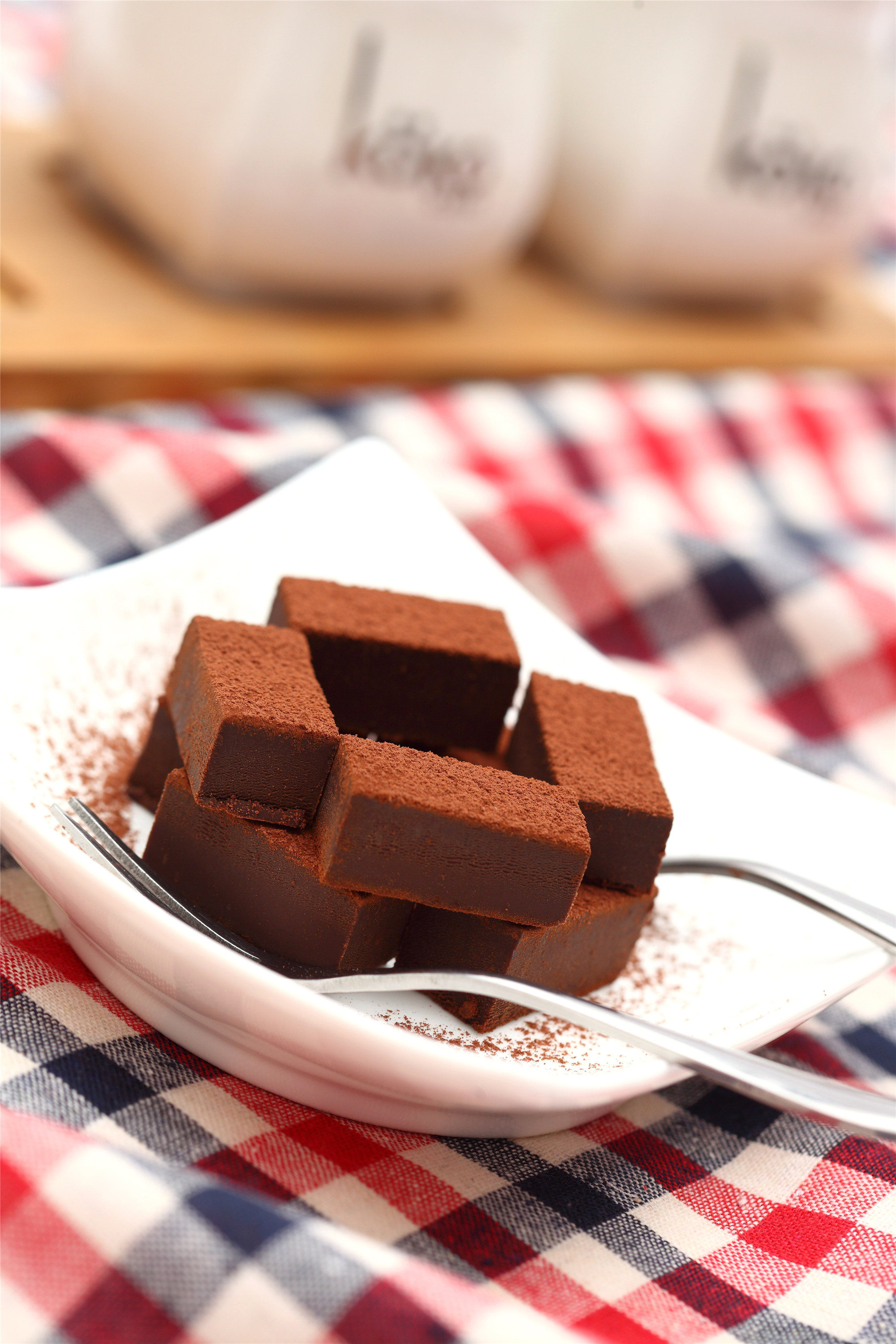  p>kokocasa可可家巧克力,是由台资企业揭手泰国melt me及台湾18度c三