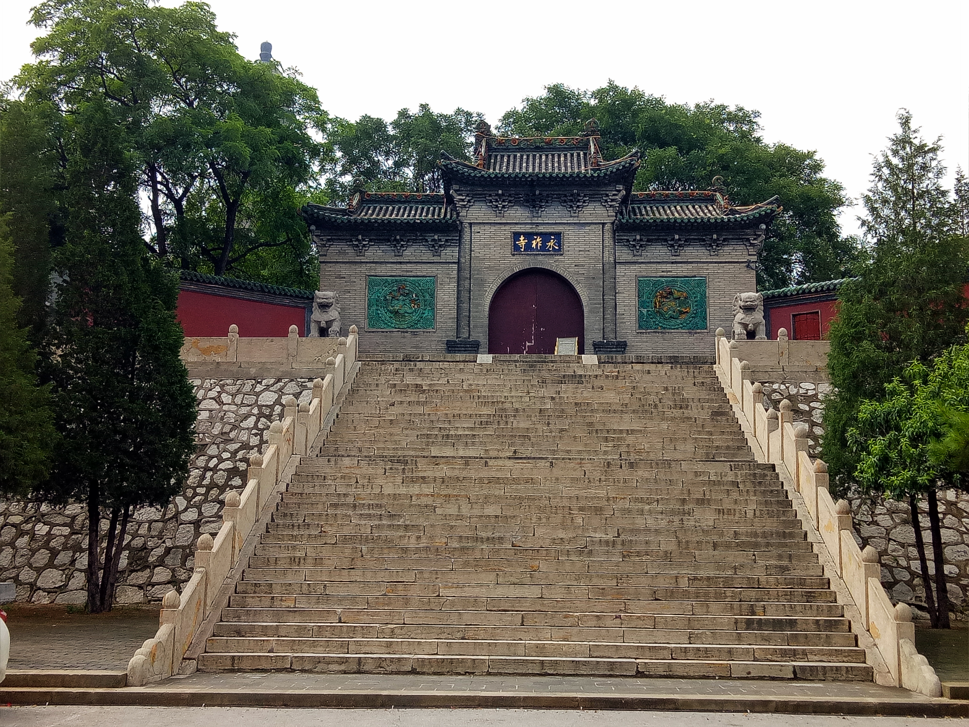  p>双塔寺景区 ;三晋名刹双塔寺,本名"永祚寺",位于山西省太原市城区