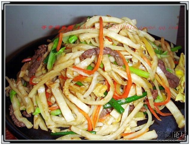 data-id="gn9cspf9jz">五彩牛肉丝是一道广东省的传统名菜,属于粤菜