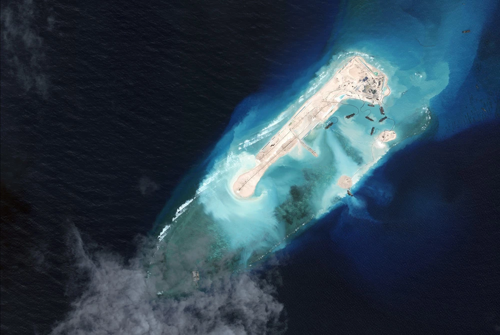  p>永暑岛是永暑礁西南礁盘上的人工岛,是"永暑礁西南岛"的简称.