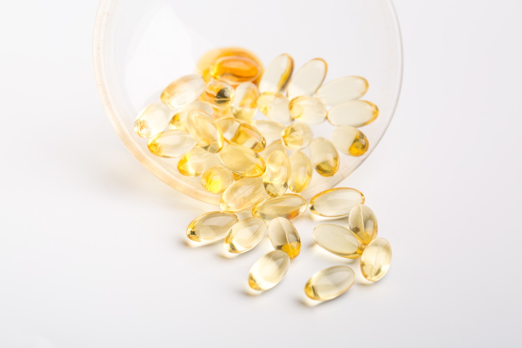  p>维生素e(vitamin e),是一类 a target="_blank" href="/item/脂