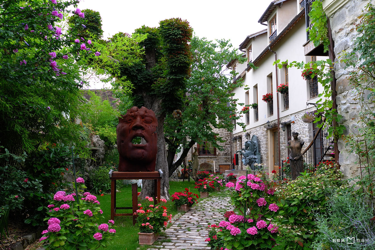 data-lemmaid="201078">巴比松画派 /a>诞生于此,这个艺术小镇也因此