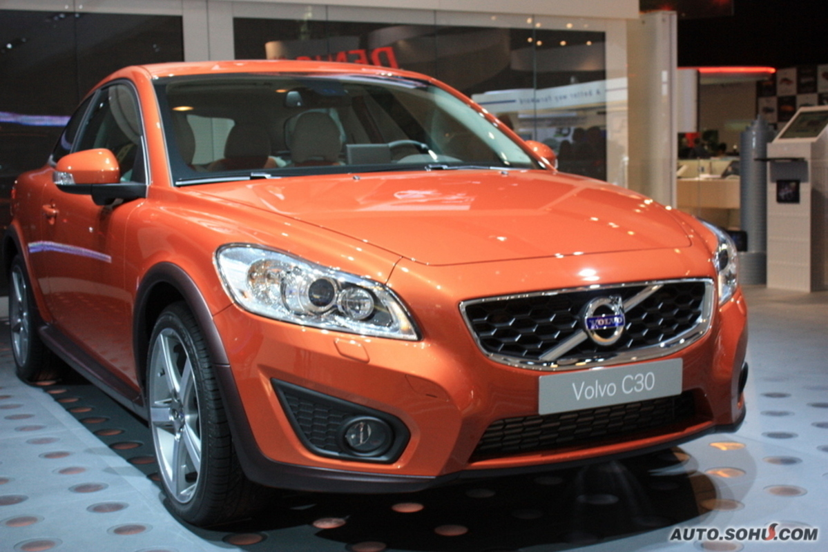 身为沃尔沃旗下全新的入门车款,c30借由着掀背设定与全新家族风格设计