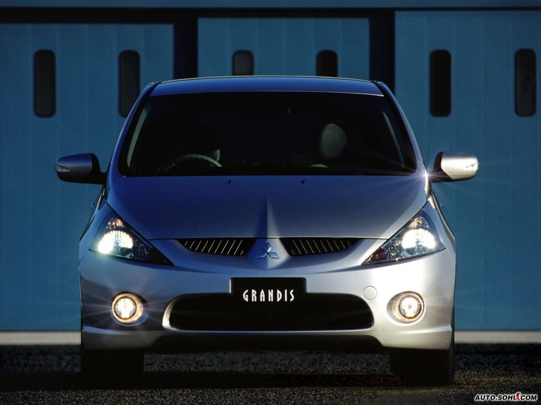 data-lemmaid="2847075">格蓝迪 /a>采用三菱全新的mivec发动机,排量