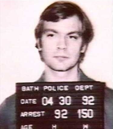 (jeffrey  a target="_blank" href="/item/lionel dahmer/61675912"