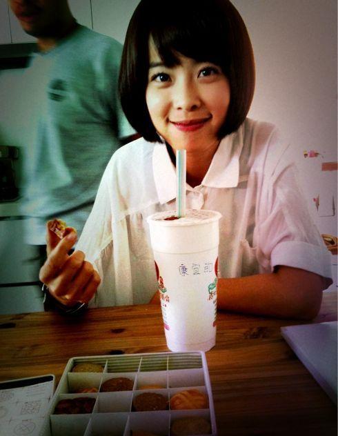 p>李康宜,1980年5月22日出生于中国台湾,毕业于 a target="_blank"