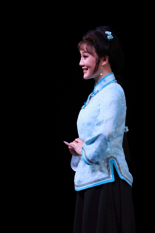  p data-id="gnyxk4nmfy">董鉴鸿,绍兴市柯桥区小百花越剧艺术传习