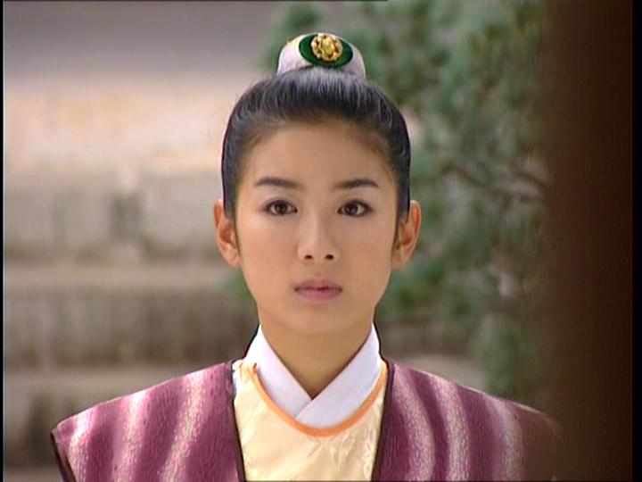 女,电视剧《 a target="_blank" href="/item/新女驸马/82283" data