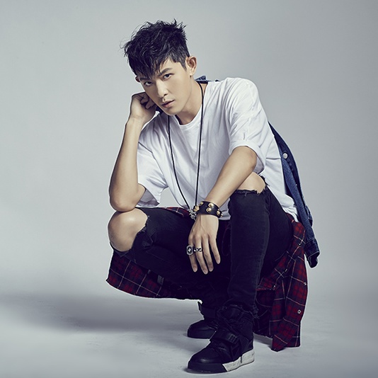 《很纯很暧昧》是网剧《很纯很暧昧》的主题