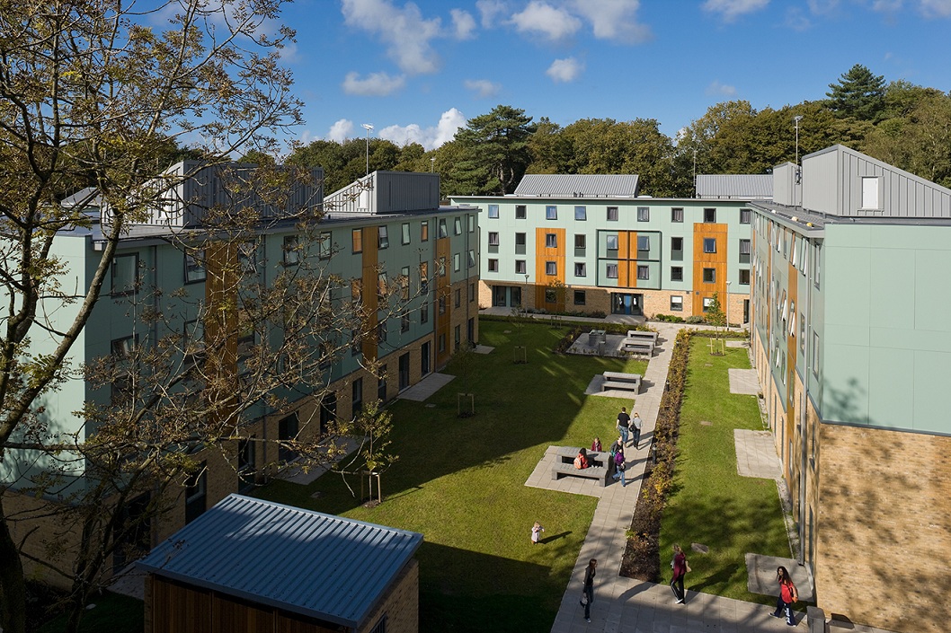  p>兰卡斯特大学(lancaster university),简称兰卡,建于1964年,是一所