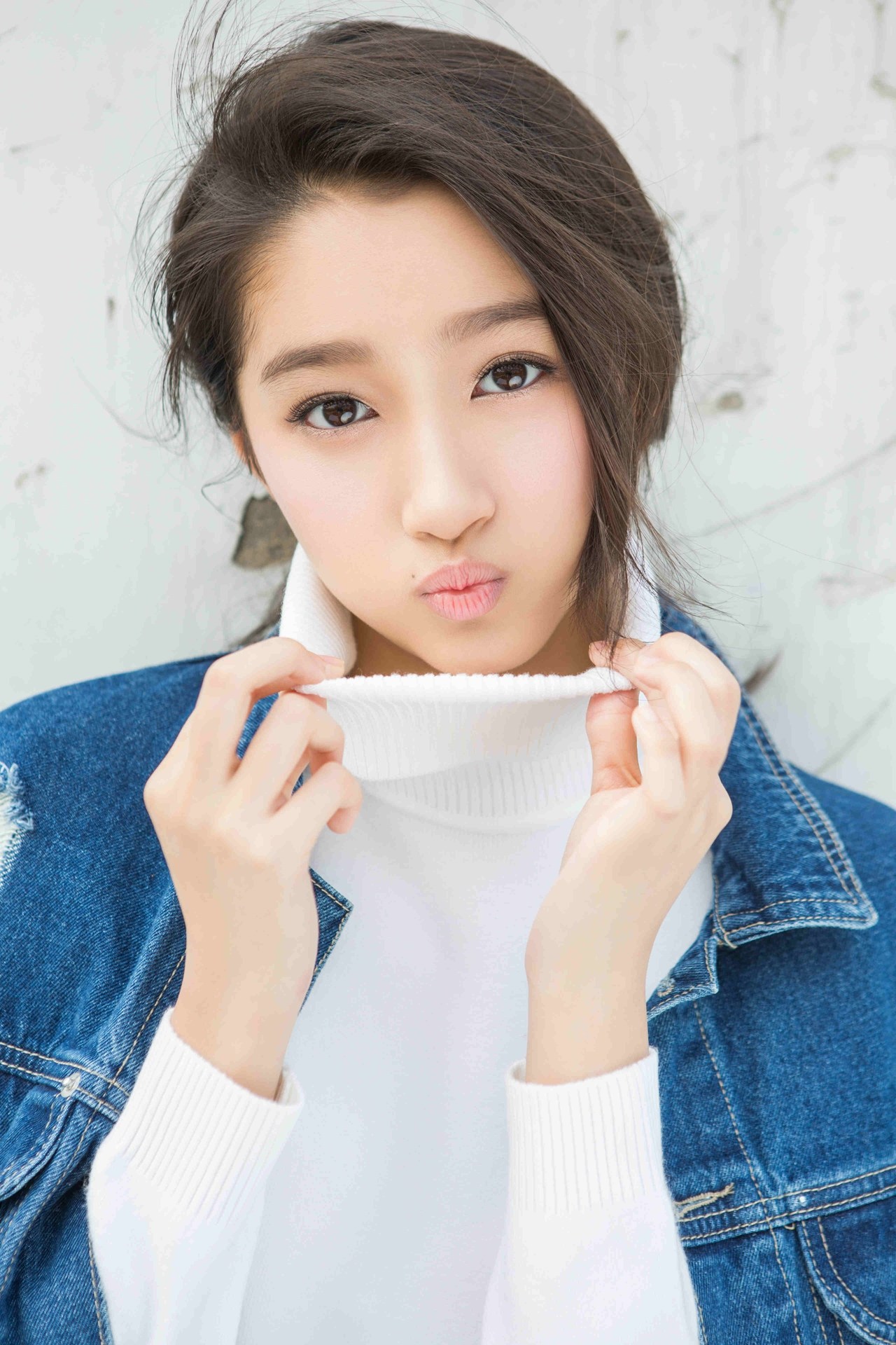  p>关晓彤,1997年9月17日出生于北京市,中国内地影视女演员,歌手.