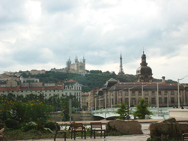  p>里昂二大(universite lumiere-lyon ii) 位于 a target="_blank"