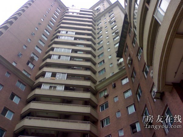 y28n">上海 a target="_blank" href="/item/阳明花园广场/23057998"