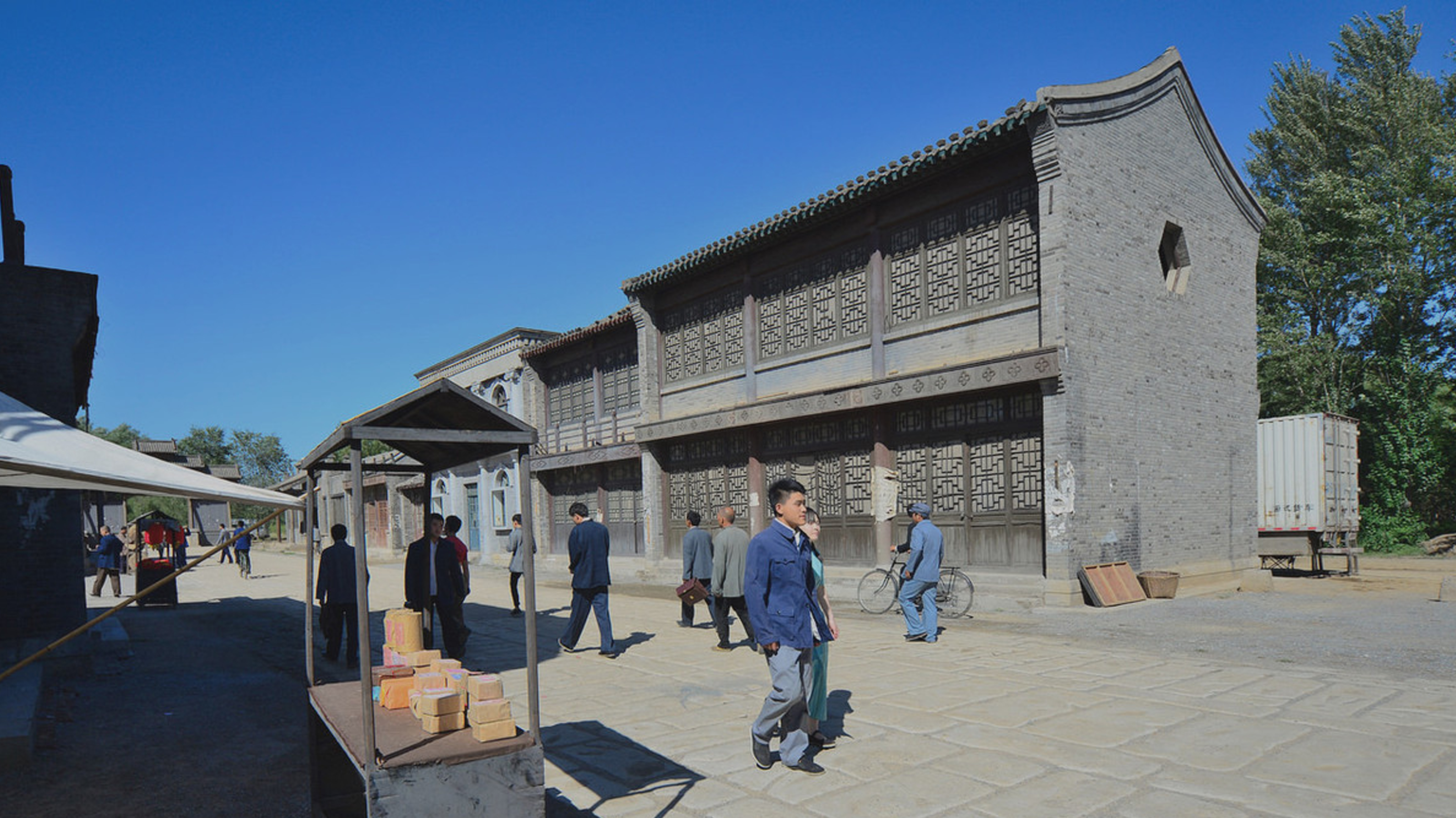  p>八一影视基地,位于北京市丰台区王佐镇,是以影视拍摄服务为主,兼具