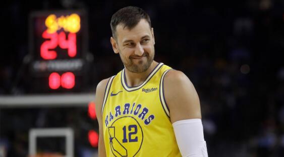  p>安德鲁·博古特(andrew bogut),1984年11月28日出生于 a href="#">