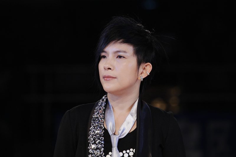  p>你要爱你自己是 a target="_blank" href="/item/潘美辰/1204159"