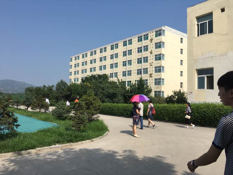  p>阳曲县第一中学校, 简称"阳曲一中",位于太原市阳曲县县城西北,是