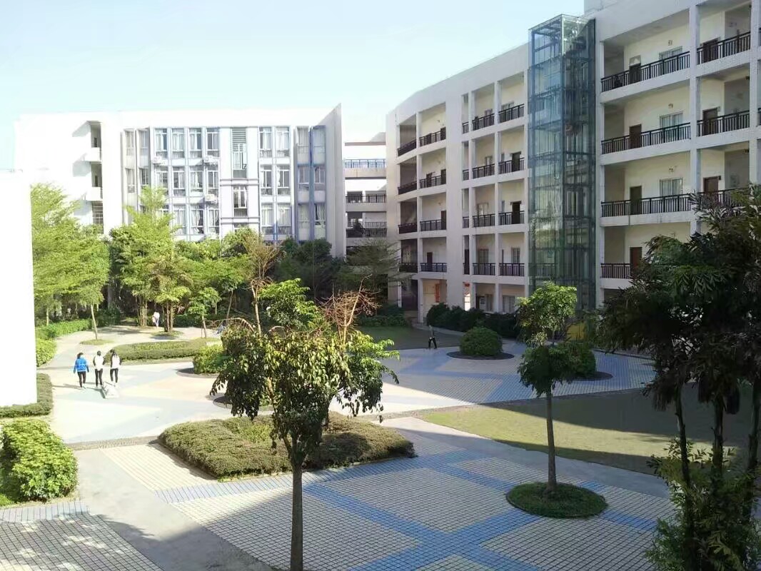 钦州市第一中学