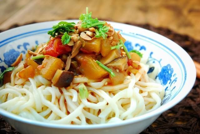 茄子肉末打卤面