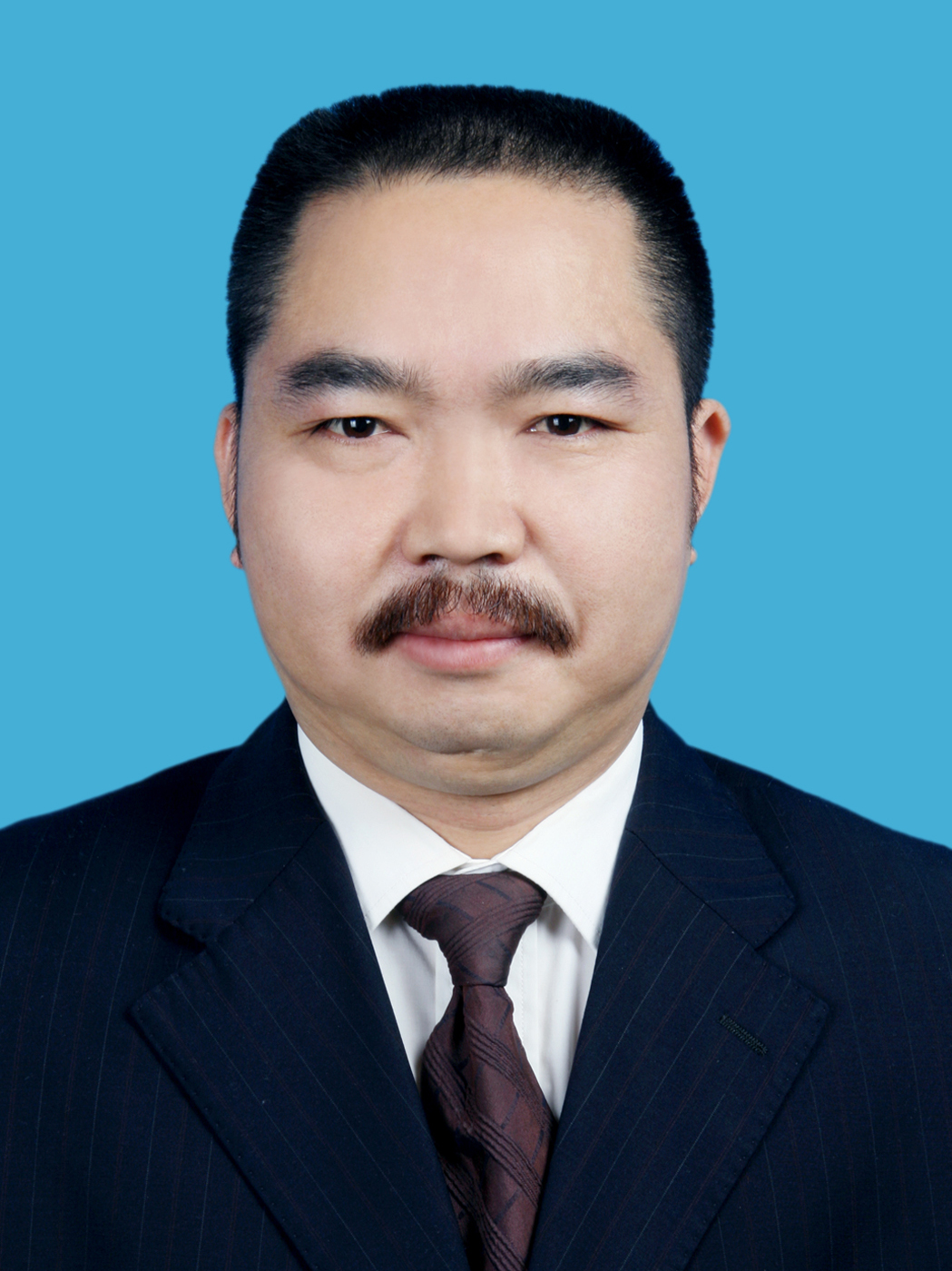 肖家平,男,汉族,现任贵州省安顺市平坝区