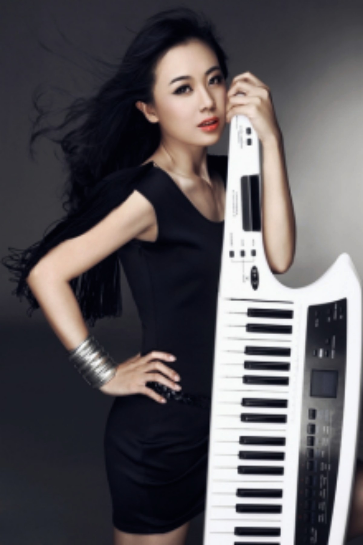 姐的心你并不了解》是 a target="_blank" href="/item/杨梓/5306318"